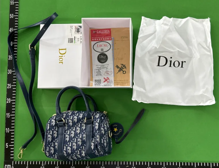 Dior Groove 17 Nano Bag