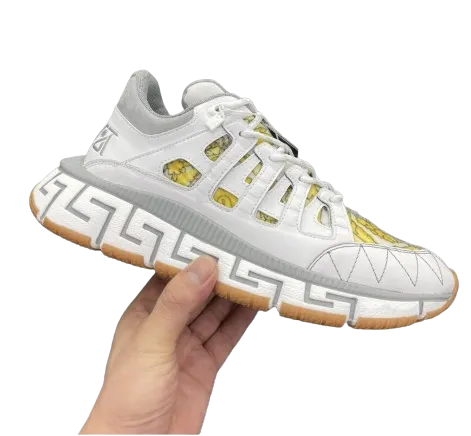 Adidași Versace Trigreca