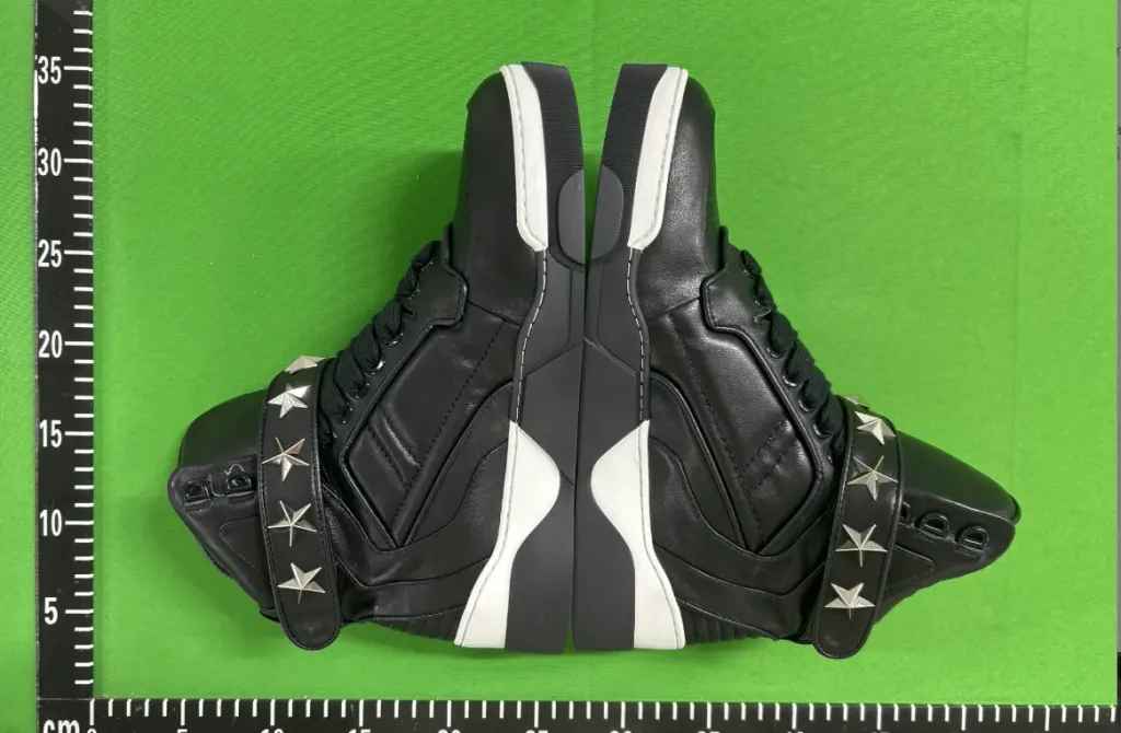 Givenchy Tyson Sneakers