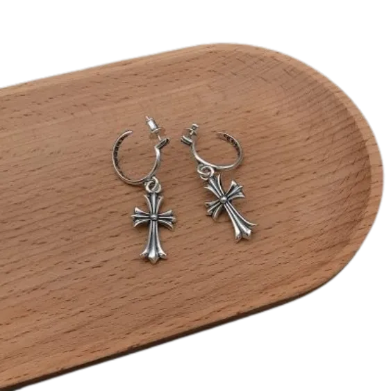 Cercei Chrome Hearts