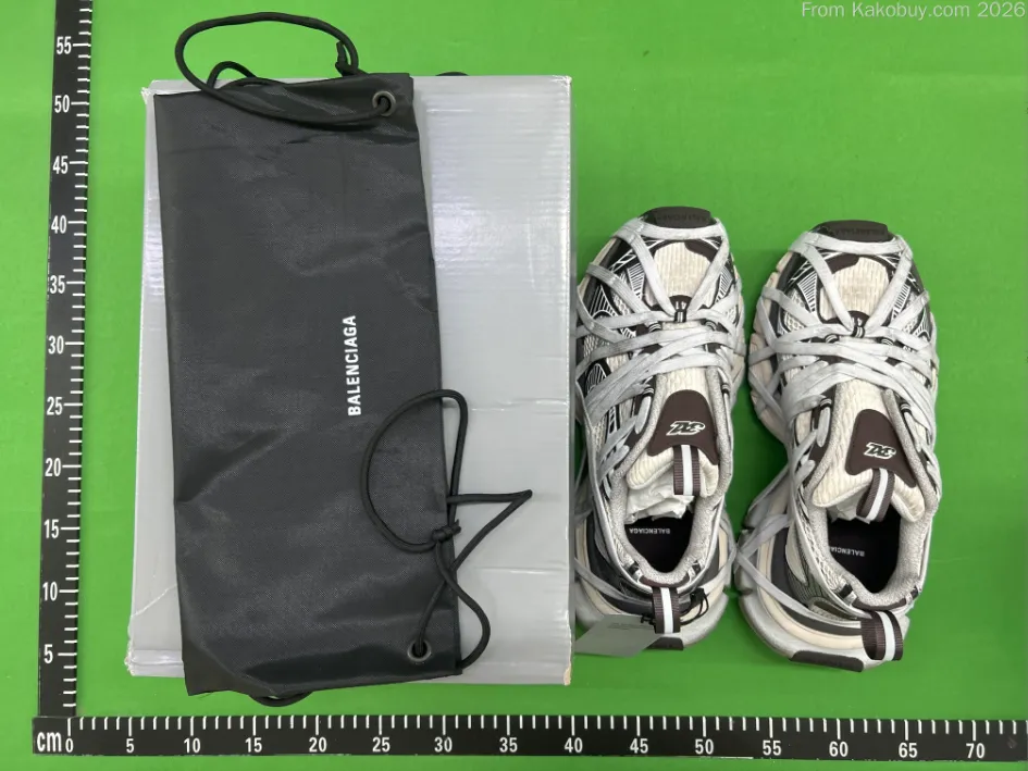 Adidași Balenciaga XA 3XL's