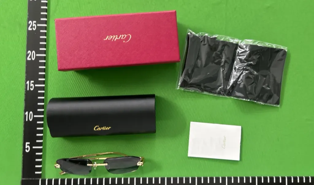 Ochelari de soare Cartier