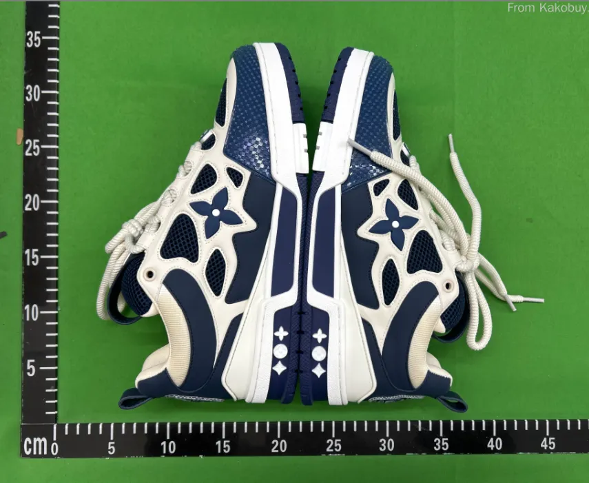 Adidași Louis Vuitton Skate
