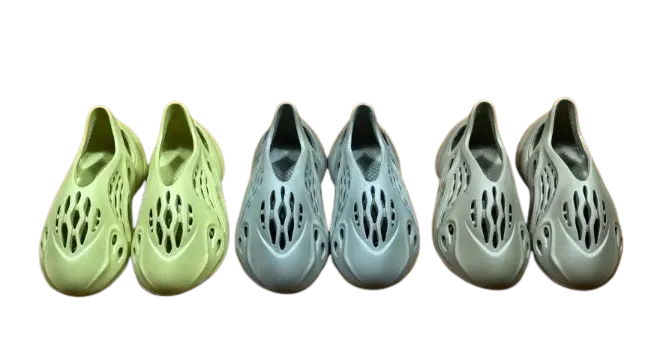 Adidași Adidas x Yeezy Foam RNR