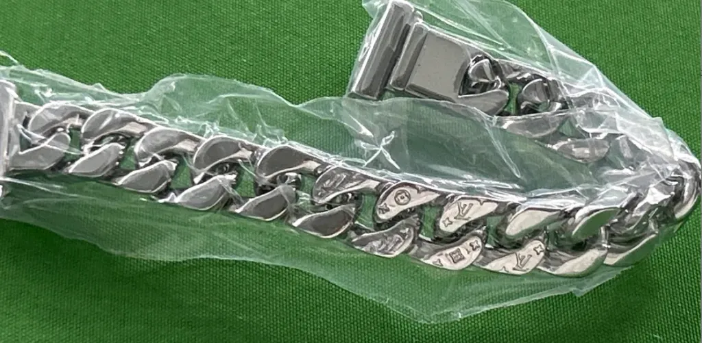 Louis Vuitton Bracelet