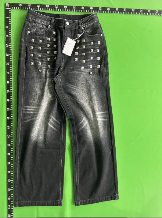 No E Mosen Stud Jeans