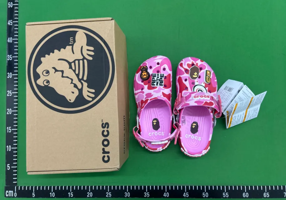 Șlapi Crocs Collaborations