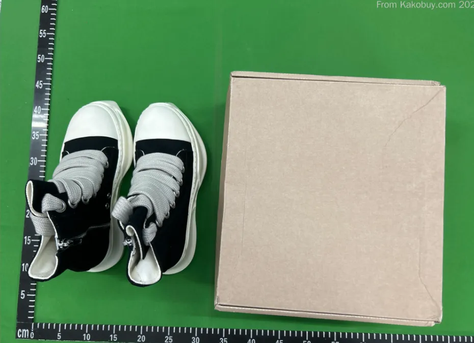 Rick Owens Abstract Jumbo Laces Sneakers