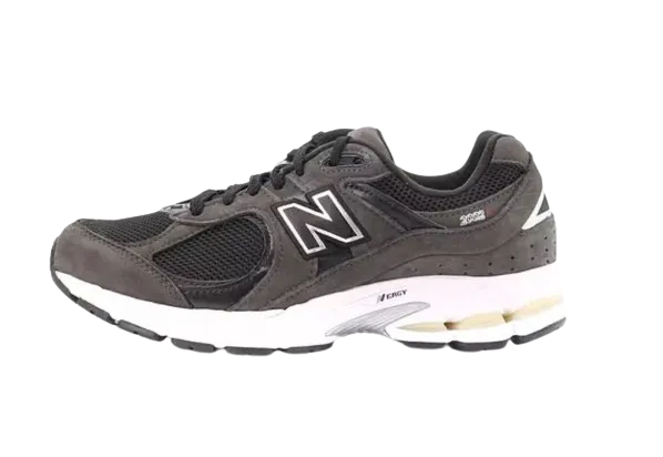 New Balance 2002 Sneakers