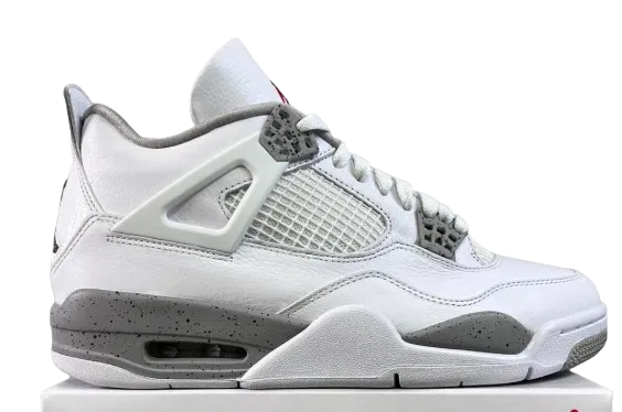 Jordan 4's Sneakers
