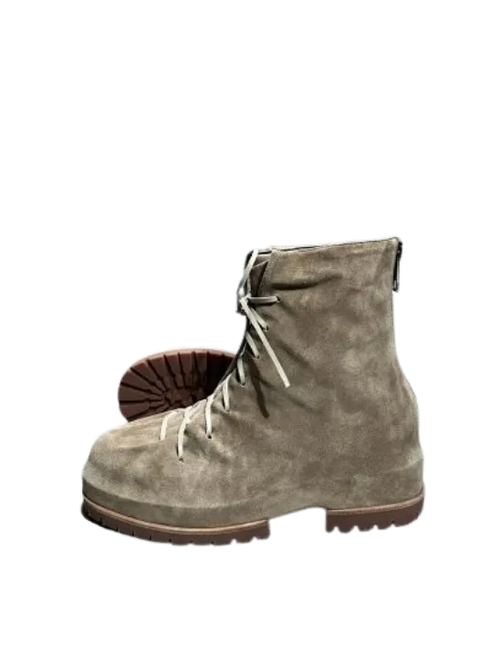 Brown 4Boots With Laces Boots