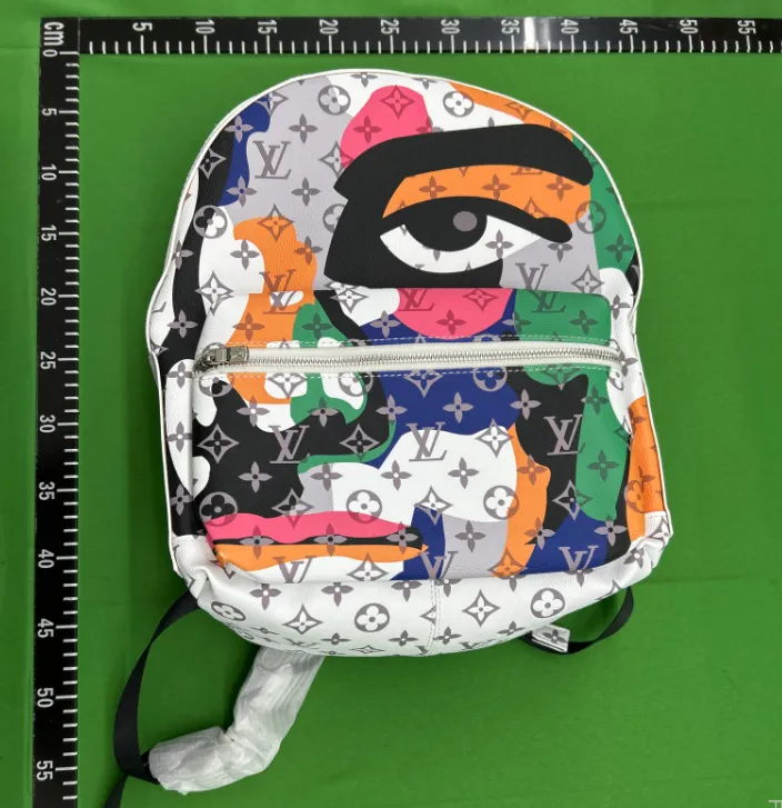 Ghiozdan Louis Vuitton