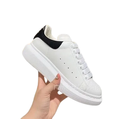 Adidași Alexander Mcqueen