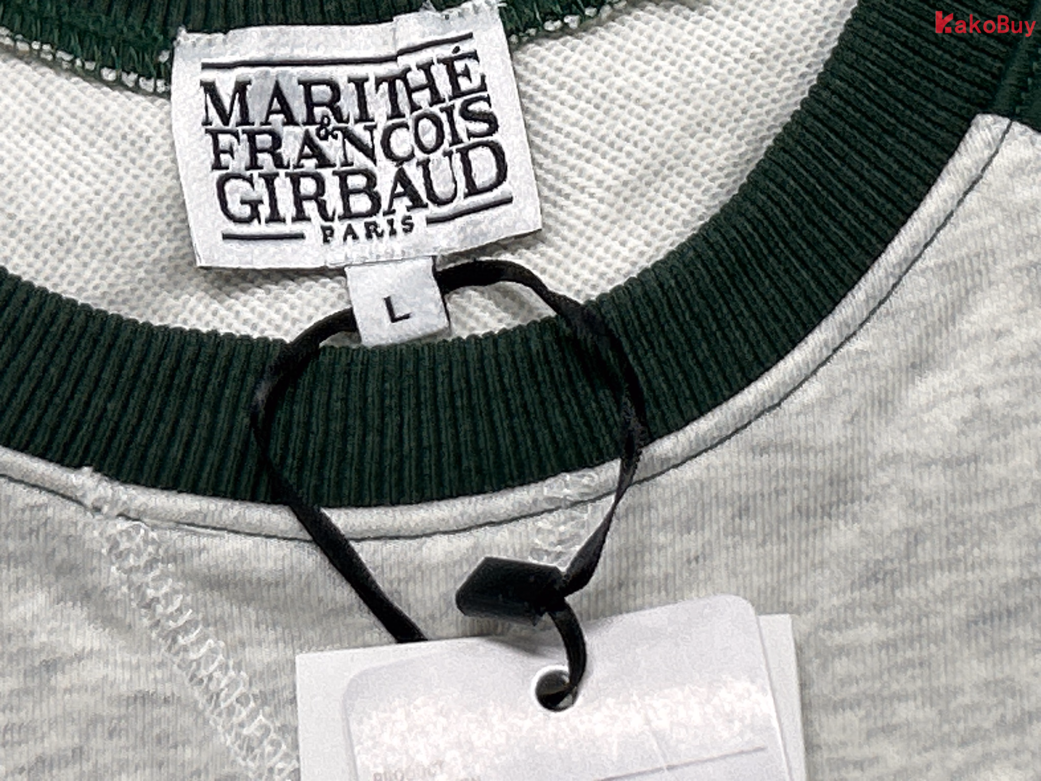 Marithe Francois Sweater – QC photo 2 of 4