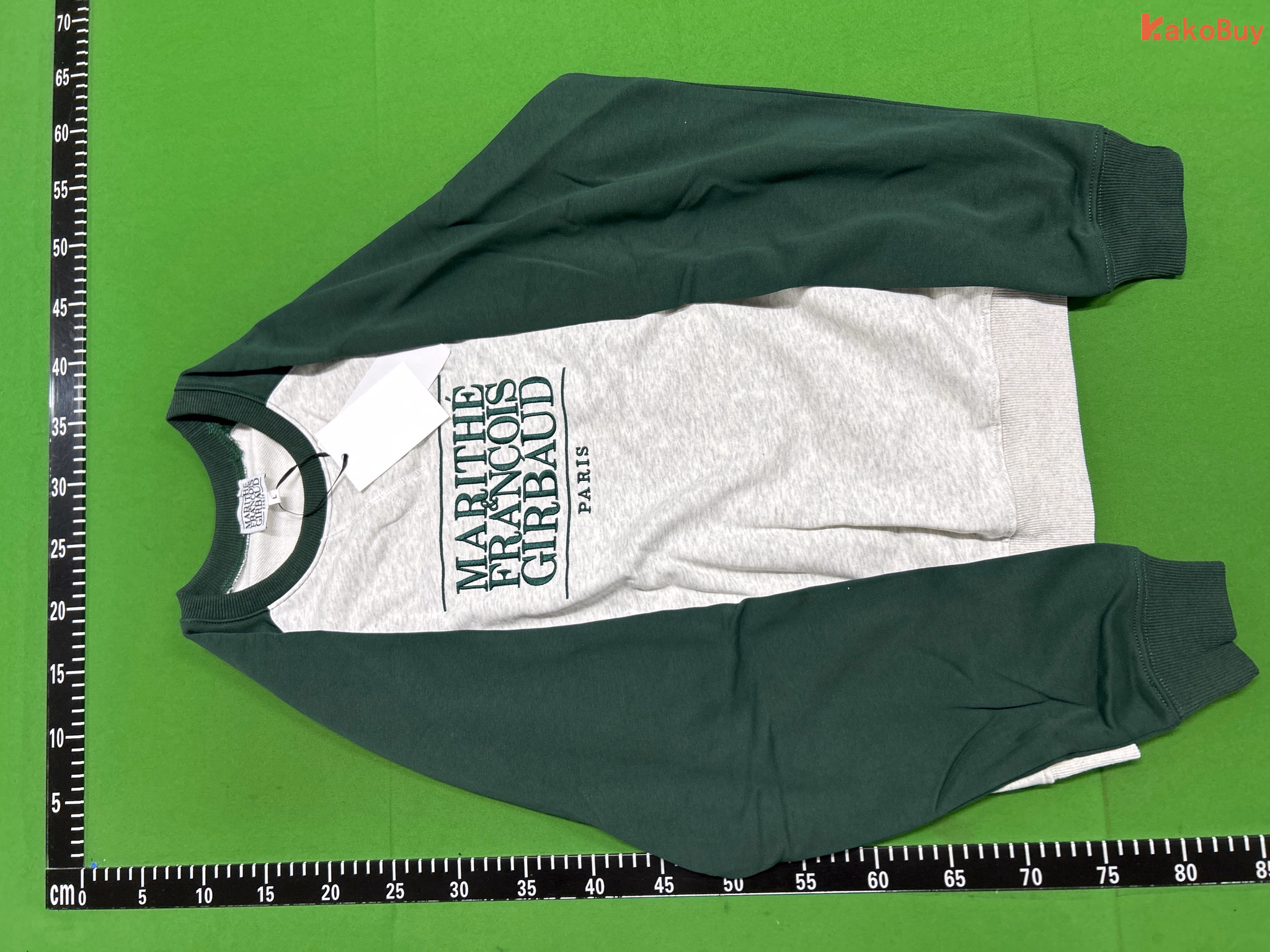 Marithe Francois Sweater – QC photo 3 of 4